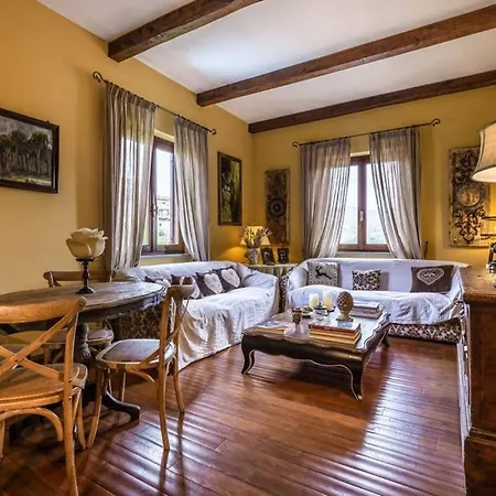 Casa Con Piscina Tra Borgo E Campagna *