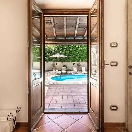 Casa Con Piscina Tra Borgo E Campagna Casa vacanze Castelnuovo di Farfa